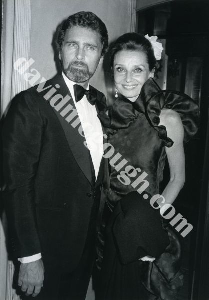 Audrey Hepburn and Rob Wolders 1982, NY 7.jpg